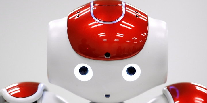 Primo piano del robot NAO
